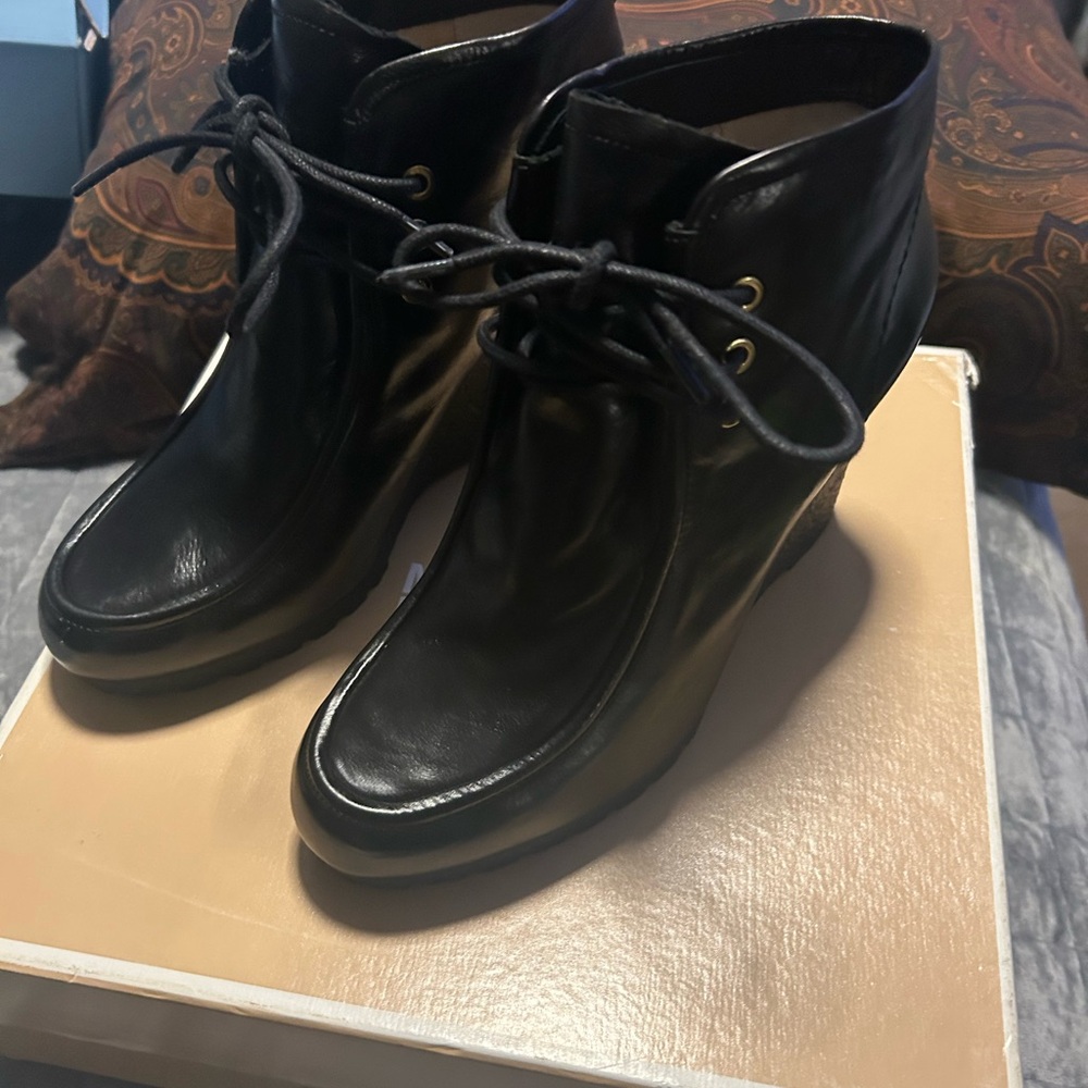 Leather booties